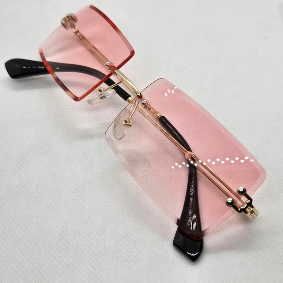Trendy Pink Tinted‎ Rectangular Sunglasses Gold Frame 2023 Modern Chic Eyewear - Picture 6 of 8